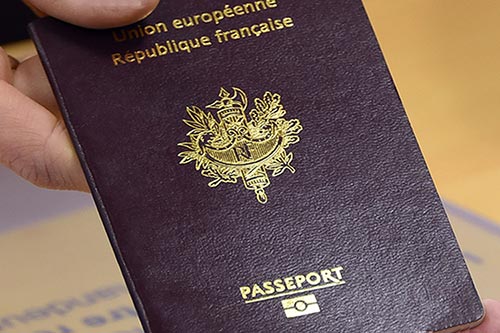 service-1-1 3 image d’un passeport français 500 333